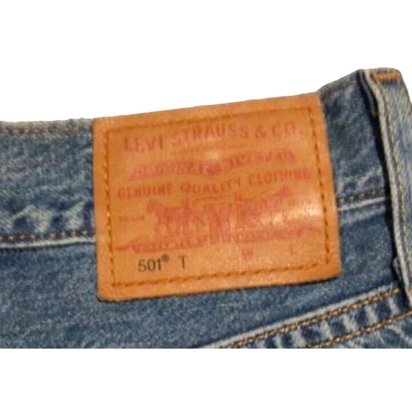 Levi's 501 T Women's Blue Distressed Tapered Denim Jeans Size 0 W25 L28 - Picture 2 of 3